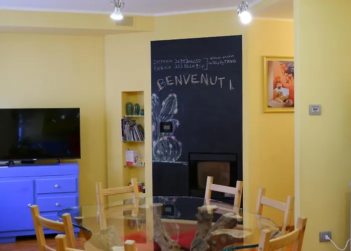 Del Cactus Bed and Breakfast